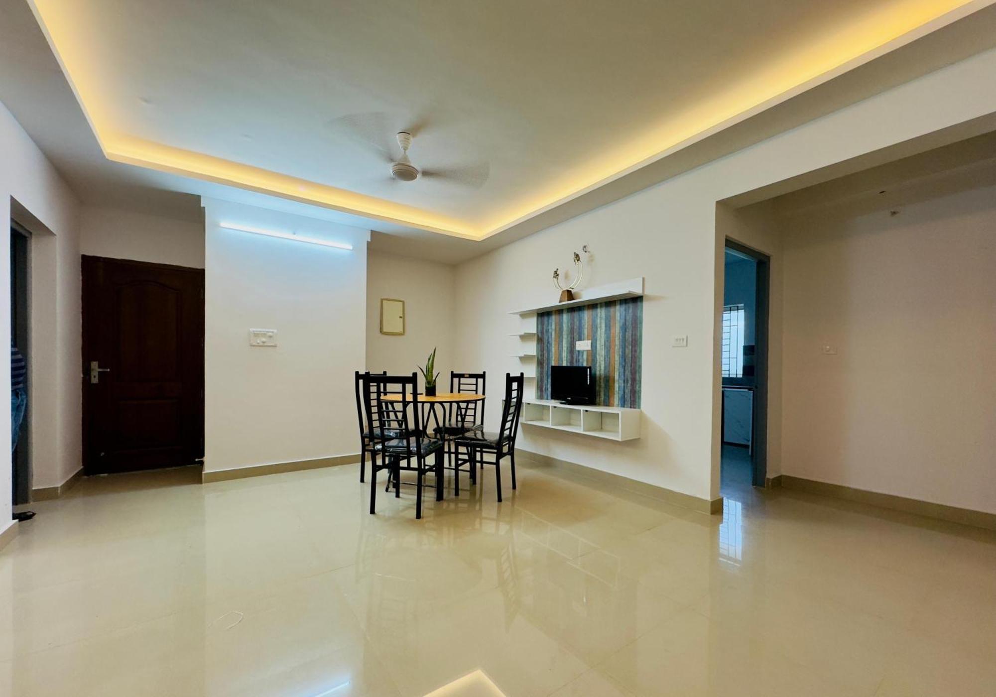 Veu Ragamalika Cochin Near Lakeshore Hospital Kochi Extérieur photo